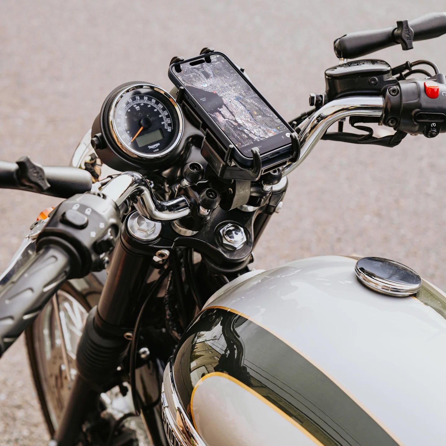 RAM-HOL-PD4U Ram Mount Quick-Grip XL Universalhalterung für große Smartphones u.a. 13