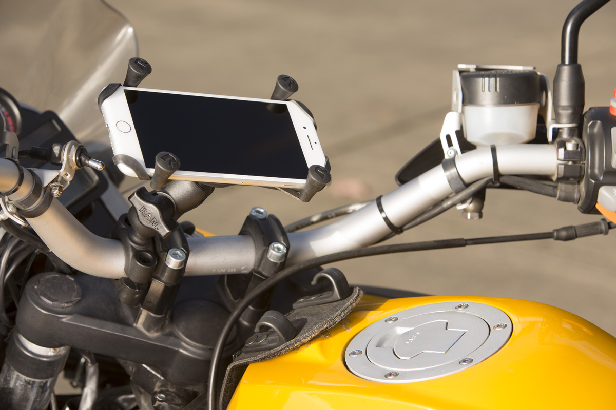 RAM-B-408-112-15-UN10U X-Grip Halterung für große Smartphones - Torque-Klemmschelle groß, medium Arm 3